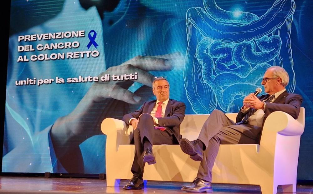 Cancro del colon-retto: colpito più di un italiano ogni mille